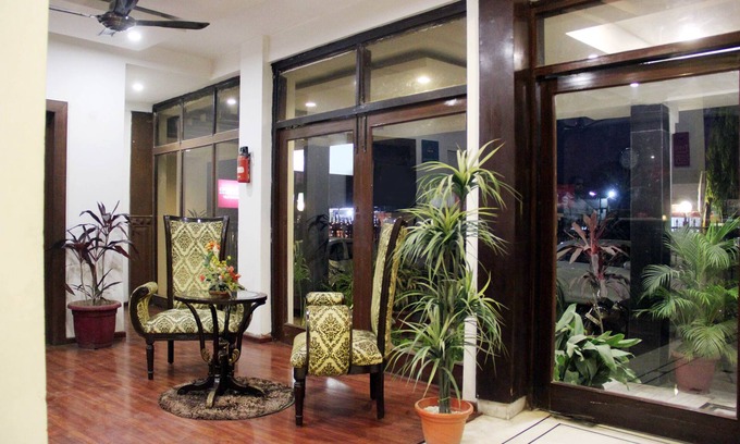 Dehradun Hotel | Hotel Kamla Palace