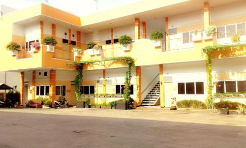Rembang Hotel | Hotel Kencana Rembang