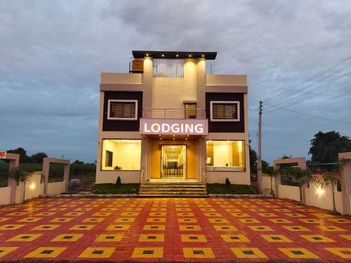 Shani Shingnapur Hotel | Hotel Keshar Palace