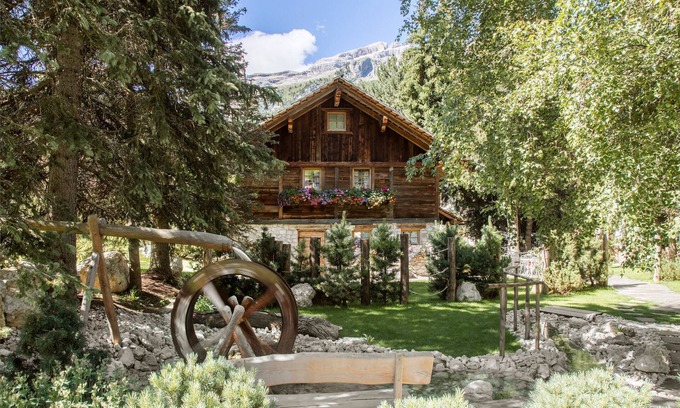 Corvara in Badia Hotel | Hotel La Perla The Leading Hotels of the World