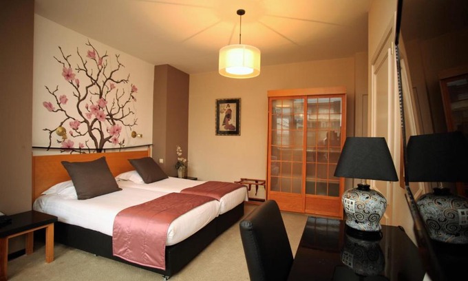 Wemmel Hotel | Hotel La Roseraie