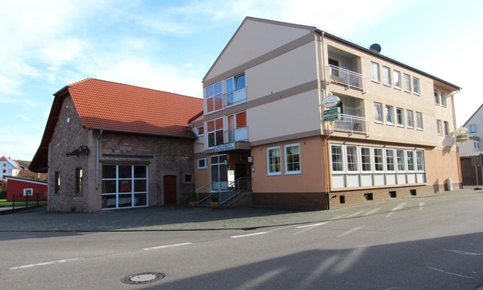 Zweibruecken Hotel | Hotel Landgasthof Zur Alten Scheune