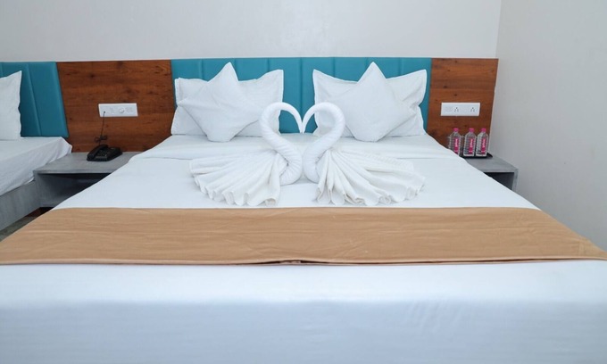Dwarka Hotel | Hotel Lord Krishna
