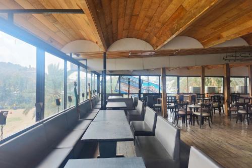 Mount Abu Hotel | Hotel Maharaja International