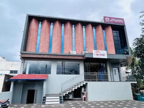 Kolhapur Hotel | Hotel Majestic, Uchgaon NH4