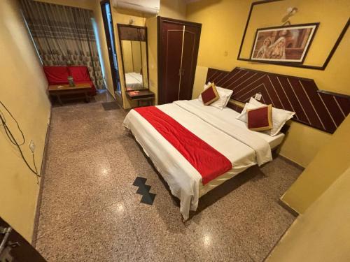 Sindhi Camp Hotel | Hotel Mangal