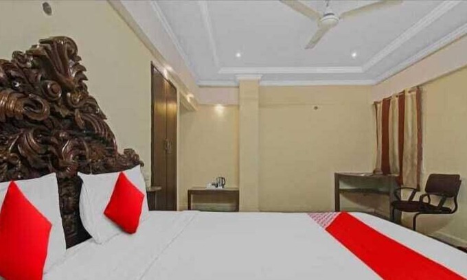 Lakdi Ka Pul Hotel | Hotel Maruthi Residency
