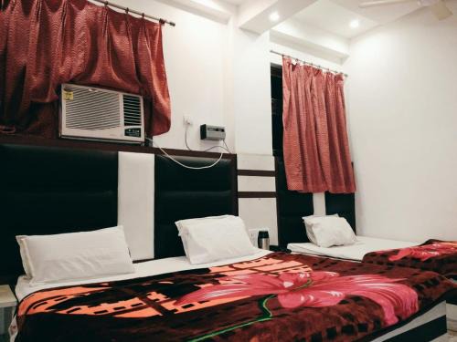 Agra Hotel | Hotel Marwari