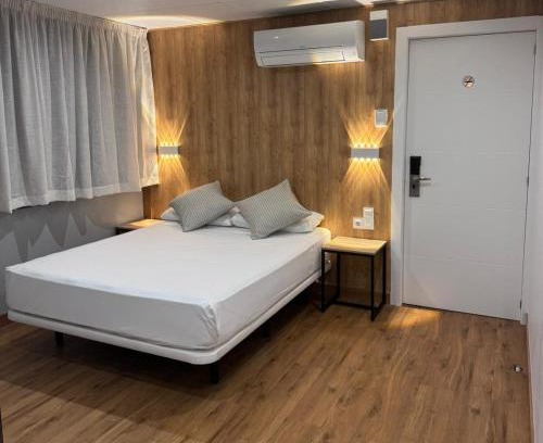 El Baix Guinardo Hotel | Hotel Medicis