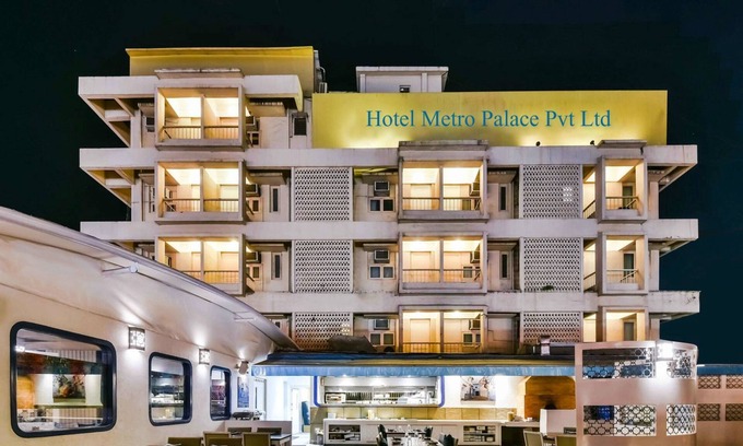 Bandra West Hotel | Hotel Metro Palace
