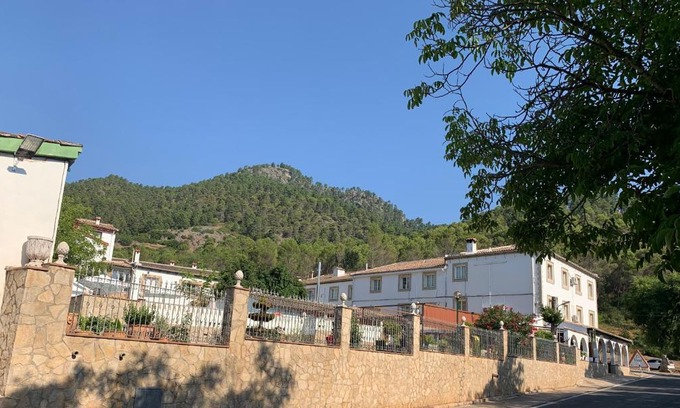 Santiago-Pontones Hotel | Hotel Mirasierra