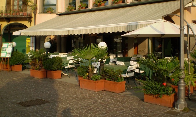 Lovere Old Town Hotel | Hotel Moderno