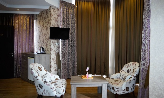 Kutaisi Hotel | Hotel Monopoli Kutaisi