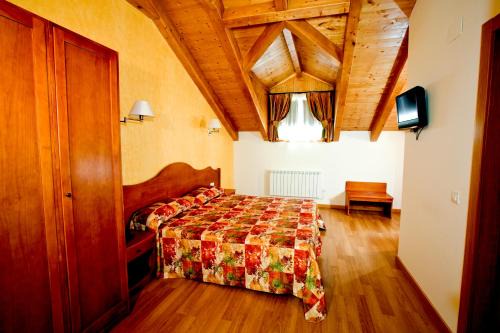 La Torre de Cabdella Hotel | Hotel Montseny