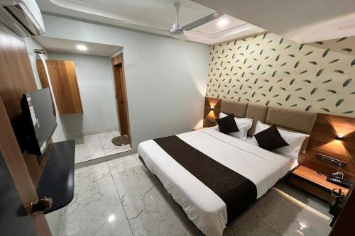 Ahmedabad Hotel | Hotel Moon Light Isanpur Ahmedabad