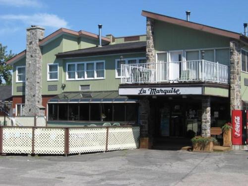 Sherbrooke Hotel | Hotel Motel La Marquise