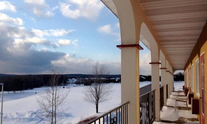Lac-Megantic Hotel | Hotel Motel Le Château