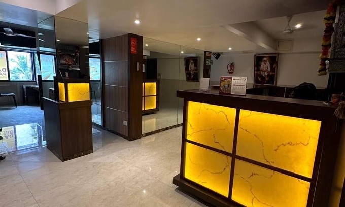 Sector 11 Hotel | Hotel Mourya Residency