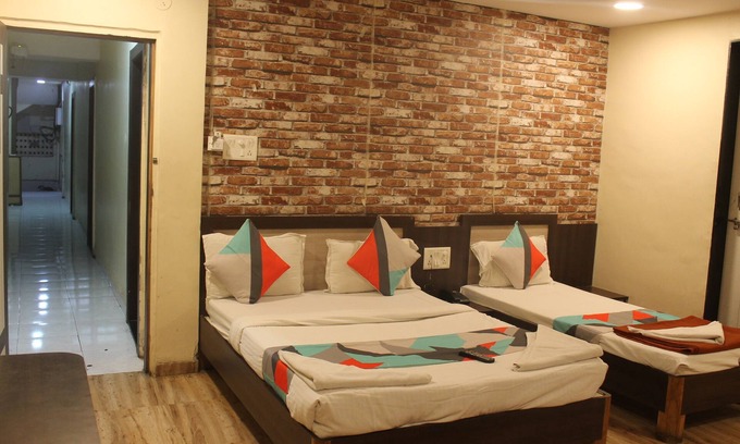Central Pune Hotel | Hotel Mukesh residency