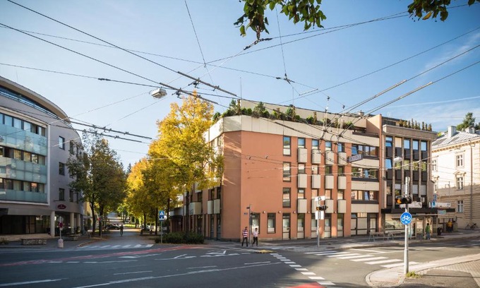 Loretto Hotel | Hotel Neutor Express