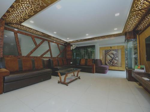 Jabalpur Hotel | Hotel O Cozy Residency
