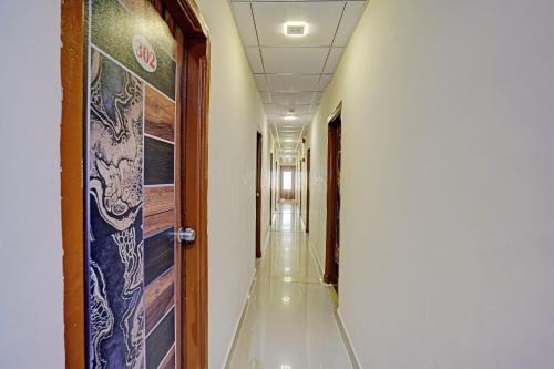 Kamrej Hotel | Hotel O Day2Day