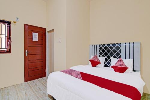 Pekanbaru Hotel | Hotel O Djasur Kost