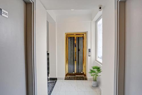Sector 39 Hotel | Hotel O Himalaya Residency