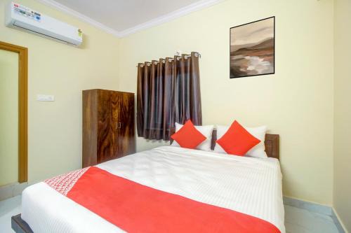 Hyderabad Hotel | Hotel O Holiday