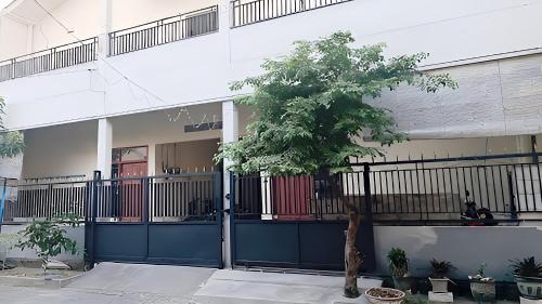 Sidoarjo Hotel | Hotel O Homestay Bu Sun SyariahNearTaman Rekreasi & Pemandian Taman Suruh