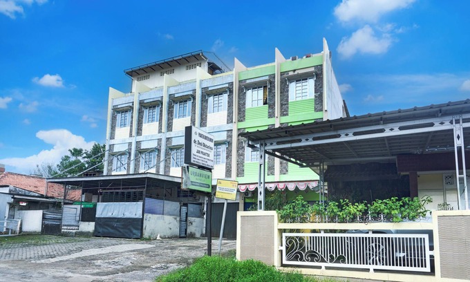 Sukarami Hotel | Hotel O Ilir Timur I Near Rsud Siti Fatimah Az-Zahra Formerly Lumendiva Suite