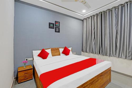 Rajkot Hotel | Hotel O King's Land