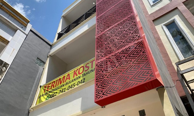 Kendari Hotel | Hotel O Mely Homestay