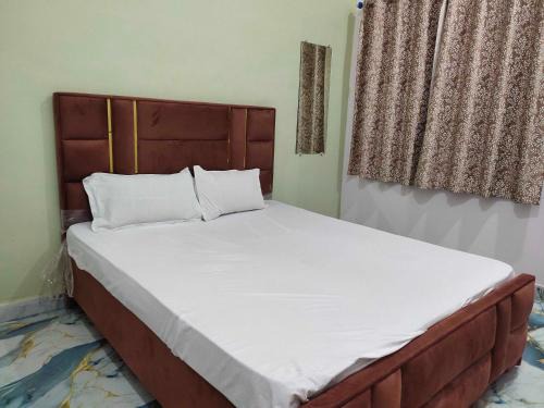 Jabalpur Hotel | Hotel O MN Palace