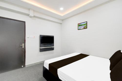Kompally Hotel | Hotel O N Grand
