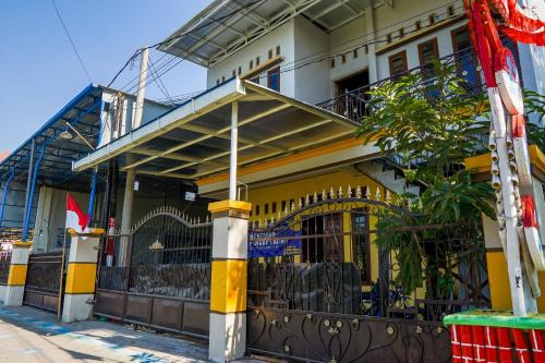 Sedati Hotel | Hotel O Nurul Hikmah Homestay Syariah & Sport Center