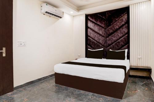 Vasundhara Hotel | Hotel O Paradise