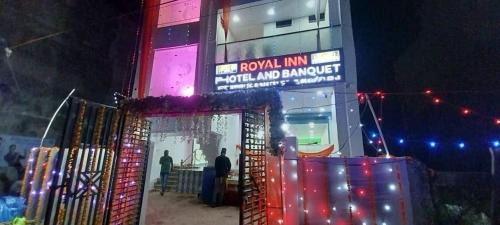 Malihabad Hotel | Hotel O Royal Inn Hotel And Banquet