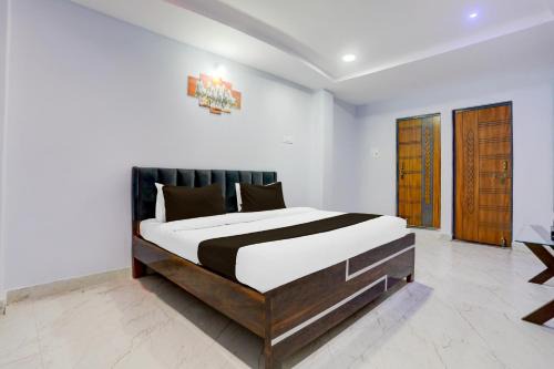 Marhi Hotel | HOTEL O SHARKLAND