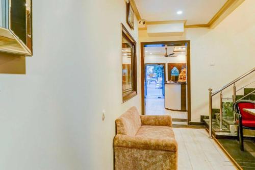 Sindhi Camp Hotel | Hotel O Sindhi Camp