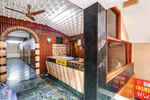 Vijayawada Hotel | Hotel O Swamy Lodge Governorpet