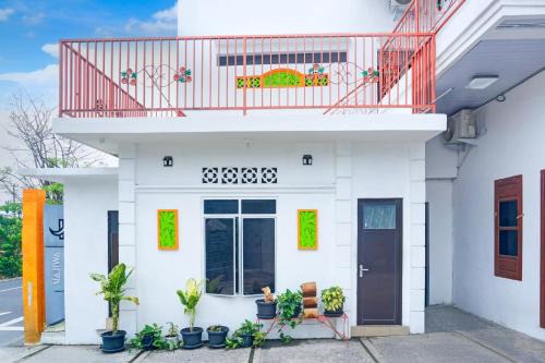 Bandar Lampung Hotel | Hotel O Teluk Betung Near Water Park Lembah Hijau Formerly Kanajiwa Guesthouse 2