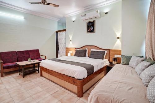 Chitradurga Hotel | Hotel O Veda Comforts