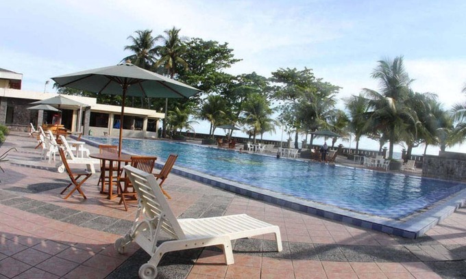 Padang Hotel | Hotel Pangeran Beach