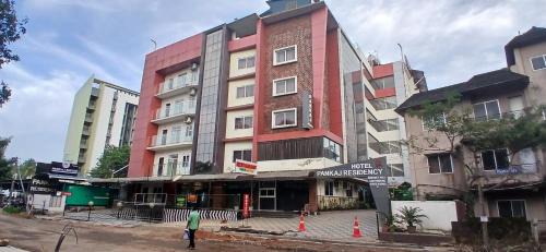 Kuppaayil Hotel | HOTEL PANKAJ RESIDENCY