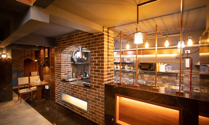 Jayanagar Hotel | Hotel Paramos Inn