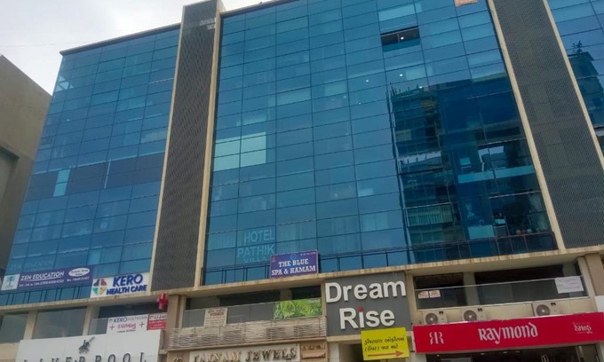 Ahmedabad Hotel | Hotel Pathik Villa