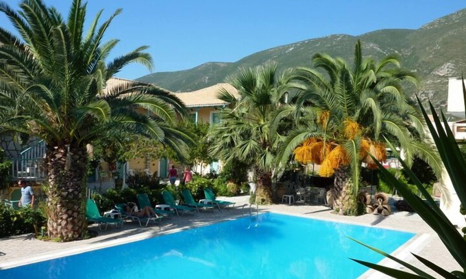 Vassiliki Hotel | Hotel Phoenix