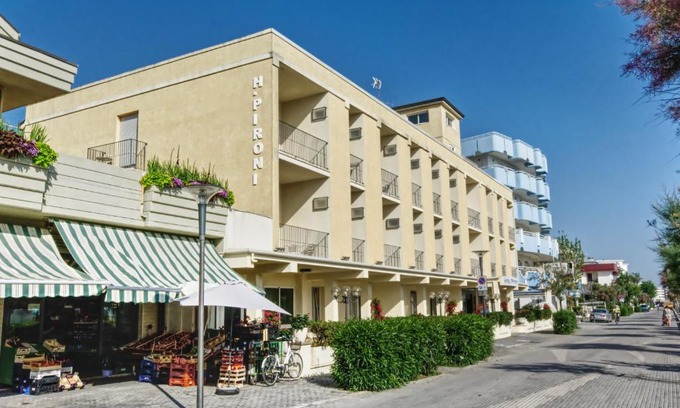 San Mauro a Mare Hotel | Hotel Pironi