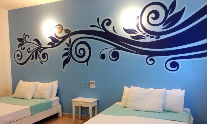 R Hotel | Hotel Playa Del Sol by Rotamundos